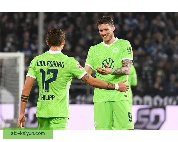 加亚边路突破表现稳健,助力球队保持竞争力增强态势 加亚边路突破表现稳健,助力球队保持竞争力增强态势