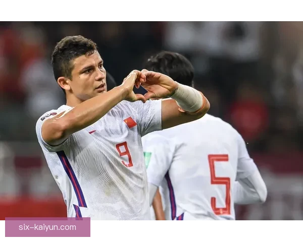 亨利在阿森纳时期表现稳健，成为球队历史最佳射手之一